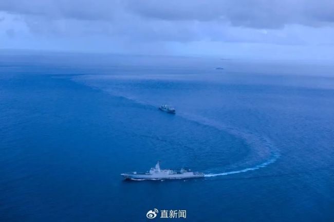 现场高清照片来了!遵义舰在澳大利亚附近实弹射击
