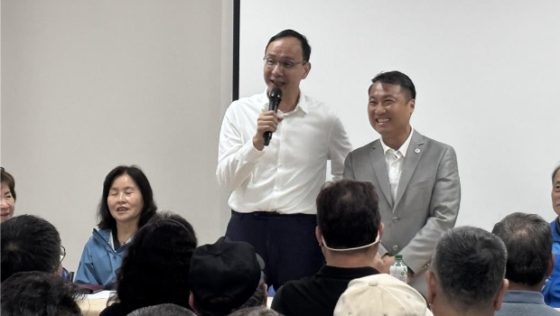 国民党“反恶罢、战独裁”政策说明会桃园杨梅场，国民党主席朱立伦怒呛，赖清德上就职至今，什么都没做，只搞罢免。