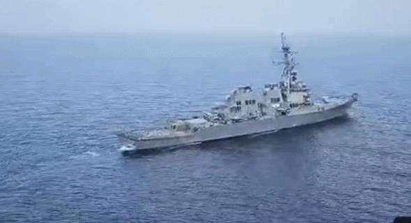 美国驱逐舰在阿曼湾接近“伊朗控制水域”