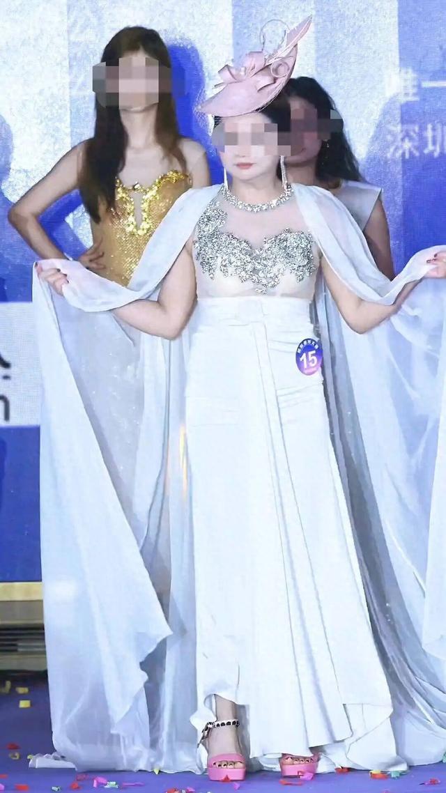 组委会回应模特冠军颜值争议：颁错了