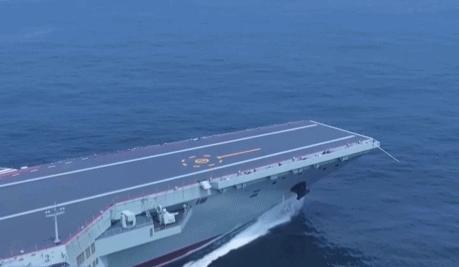 福建舰入列纪念海报