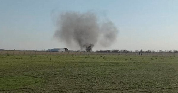 阿根廷航空节期间一轻型飞机坠毁 至少2人死亡