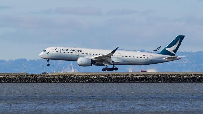 国泰航空上半年赚超36亿港元