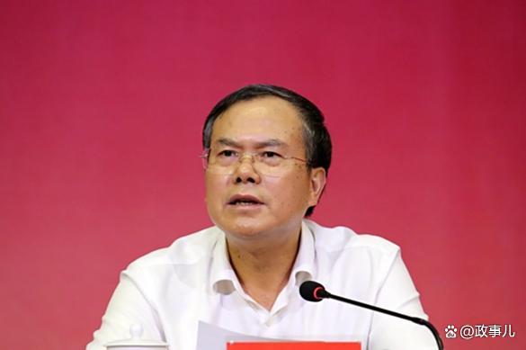高校书记侵吞科研费