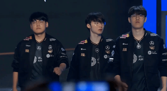 Faker被问能否取得三连冠