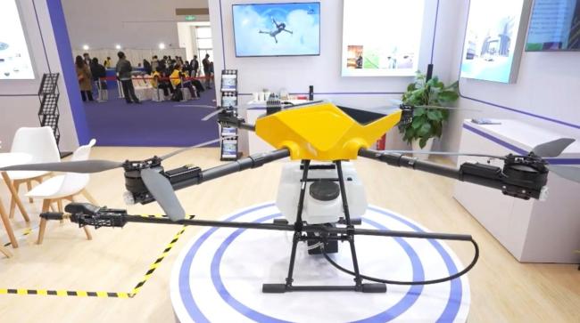 近80%为国内首发亮相 去航空大会看新款无人机