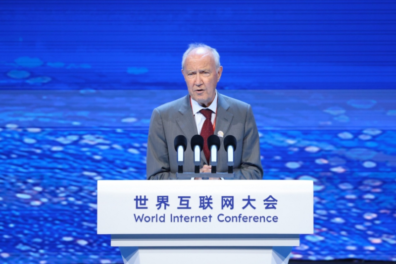 弗朗西斯·高锐:数字丝路是稳定可靠的国际合作途径 弗朗西斯·高锐:数字丝路是稳定可靠的国际合作途径