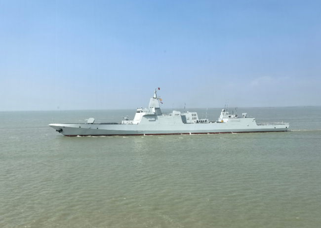 新一批055即将服役,没有电磁炮,更没有核动力,性能依旧暴涨