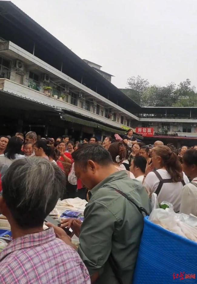 宜宾有人贩子抢娃？警方：系误会