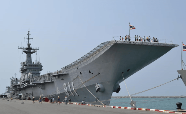 泰国拟派航母参与洪灾救援