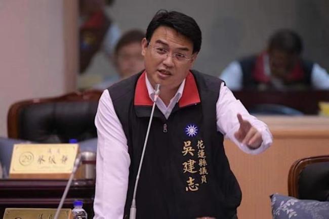蓝营民代批民进党根本是在掏空台湾