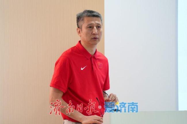 国家男篮亚洲杯参赛总结会召开