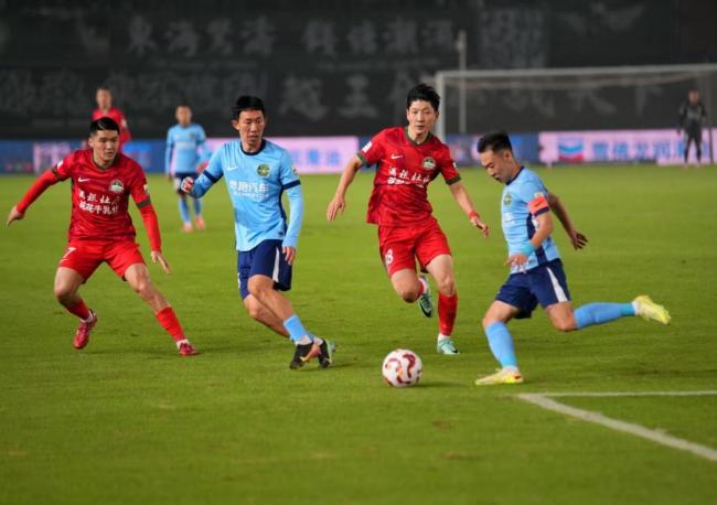 河南队主场2-2遭浙江队绝平