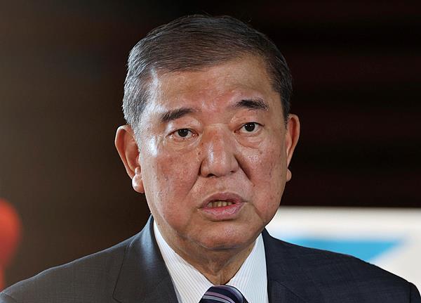 日本首相更换频繁使民众担忧