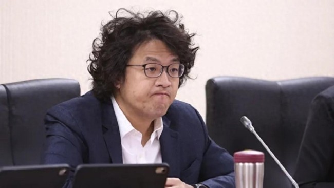 邱毅透露沈伯洋曾迫害陆配台商