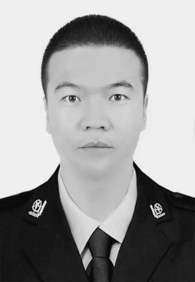 民警杨国林因公牺牲