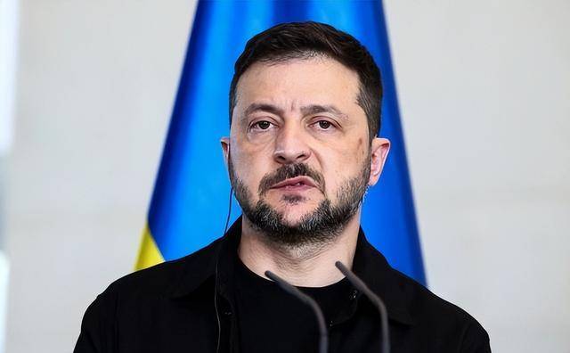 用心险恶，泽连斯基：俄正向中国放弃部分主权，幅度之大历史罕见