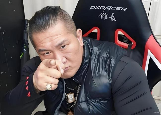 台网红“馆长”启程来京 有人喊加油