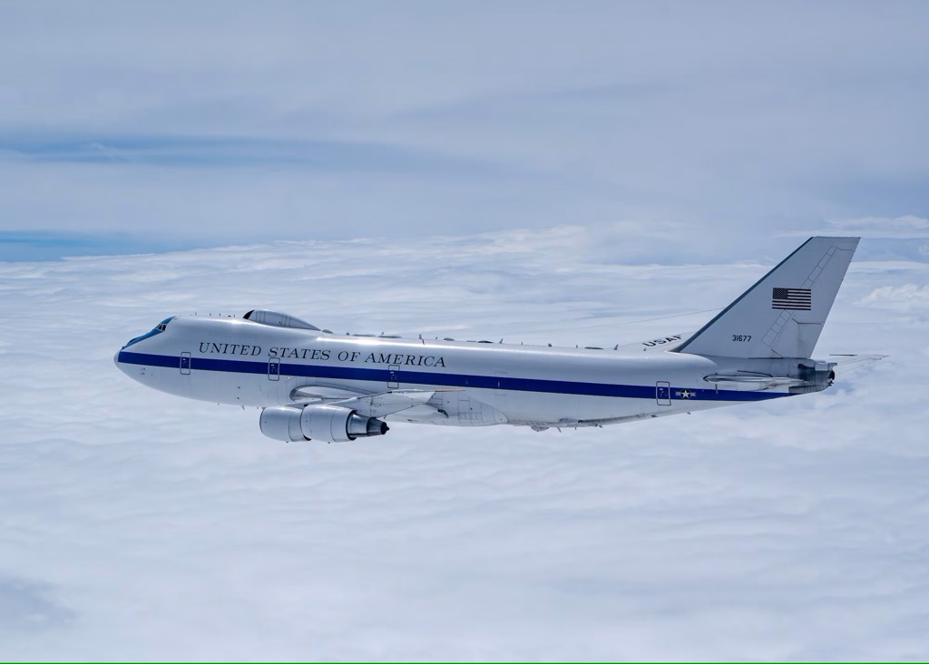 E-4Bҹǻ