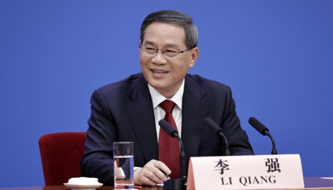 李强