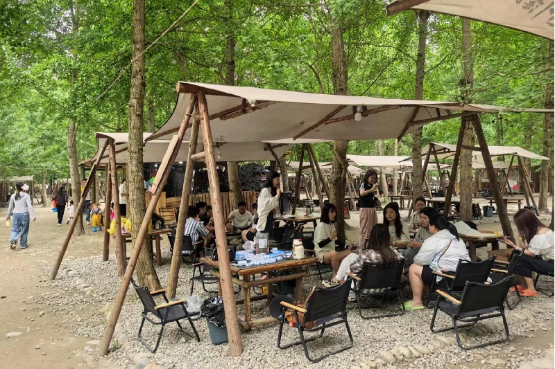 消费新观察|“露营经济”频“出圈” 消费能量持续释放