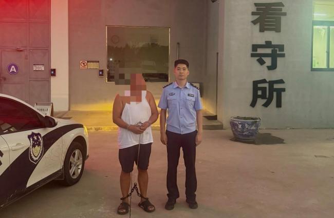 逃亡22年嫌犯落网时说终于踏实了