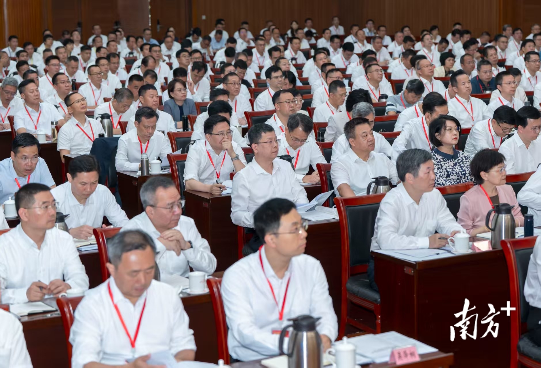  全省市县党政正职高质量发展能力暨“加快建设更具国际竞争力的现代化产业体系”专题培训班在广东省委党校召开。 南方+ 张冠军 拍摄