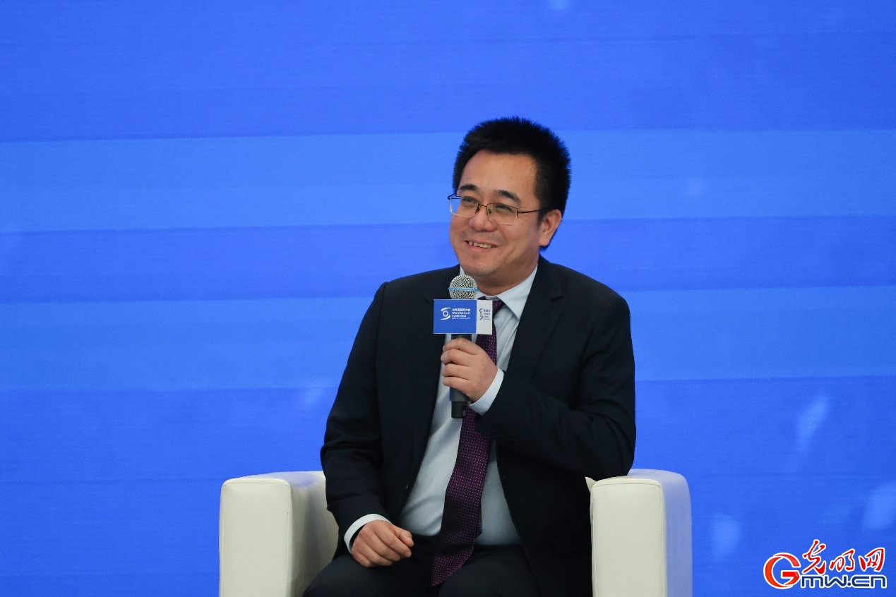 朱秋国：机器人应在危险复杂场景中代替人