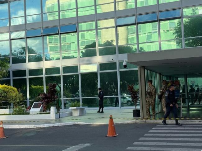 巴西首都一政府办公楼遭爆炸物威胁