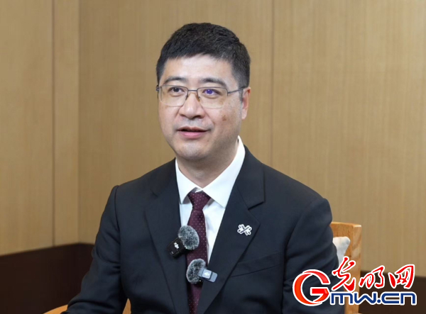 乌镇声音丨易鑫贾志峰：AI时代模型只是起点，治理体系才是关键