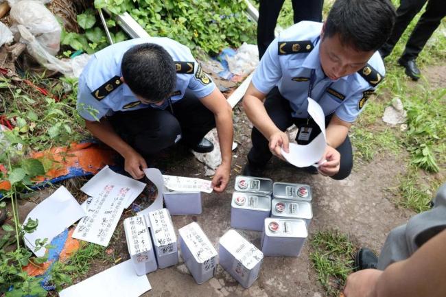 重庆一“环保油”黑窝点被查封
