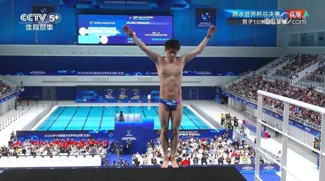 朱子锋程子龙包揽男子10米台冠亚军