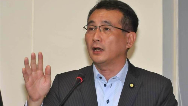 郑运鹏