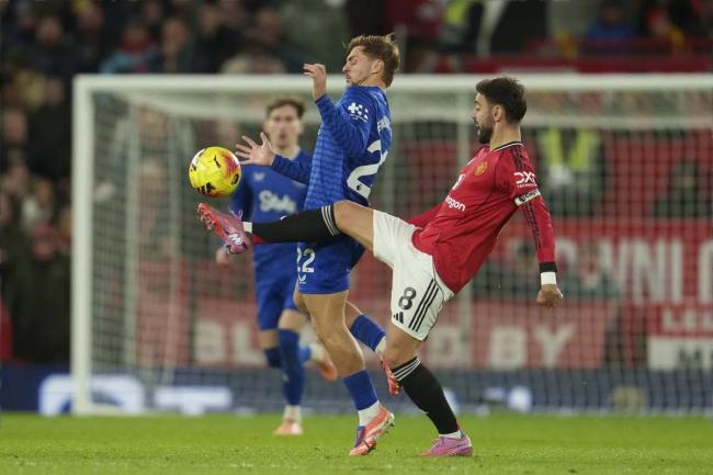 曼联时隔12年在英超主场再输埃弗顿