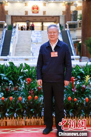 全国人大代表李占国：以法治服务保障民营经济高质量发展