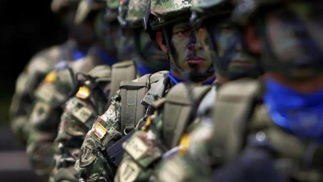 哥伦比亚政府军遇袭 9名士兵死亡