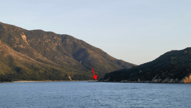 内地妇大屿山鸡翼角对开海面漂浮 内地妇大屿山鸡翼角对开海面漂浮