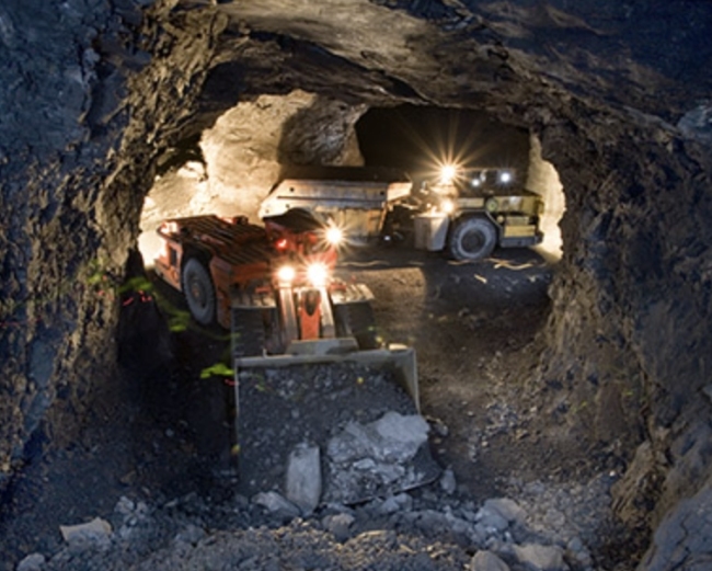 与中企抢哈萨克斯坦钨矿，“特朗普政府有意动用非常规手段”