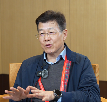 乌镇声音丨陆明泉：北斗为智能化发展奠定“时空基石”