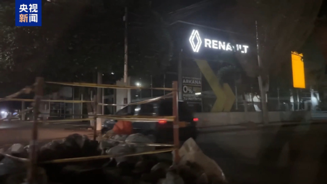 记者体验从陆路过境进入委内瑞拉