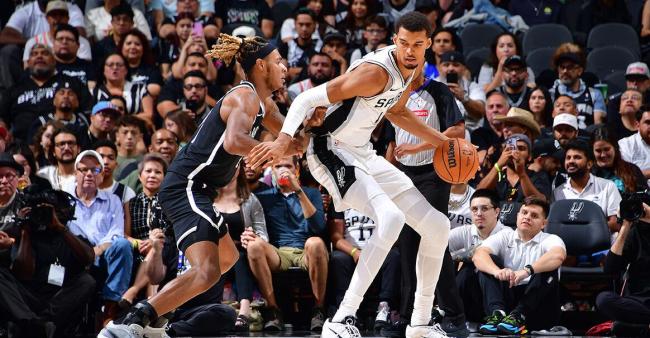 马刺118-107胜篮网