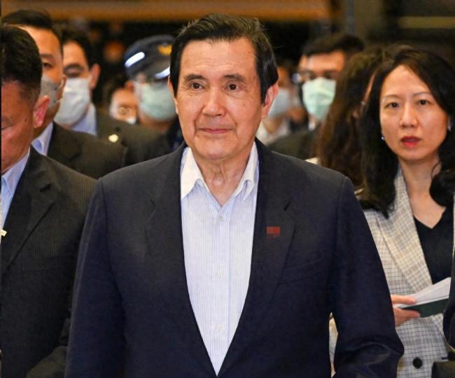 萧旭岑回应马英九率团访陆被抹黑