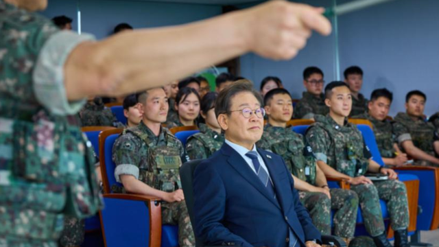 李在明要“斩草除根”！韩军7大帅将同时换血，前朝旧臣一个不留