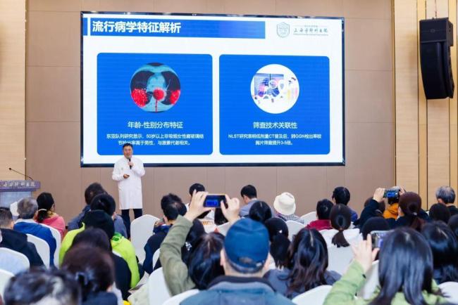 32岁儿子陪护69岁母亲双双确诊肺癌