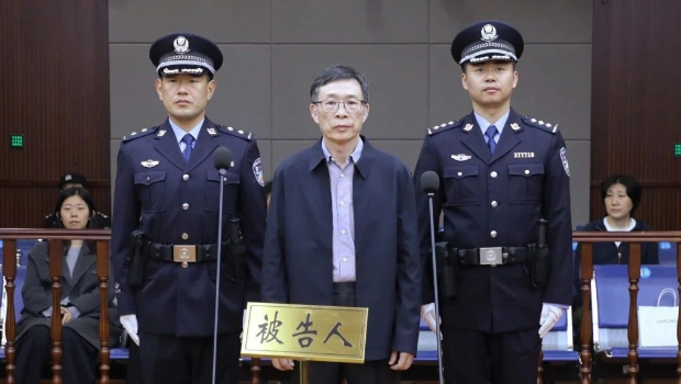 李华峰 李华峰