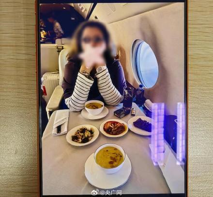 女子诈骗约1300万被抓