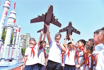 浙江推进中小学科技教育创新发展纪实