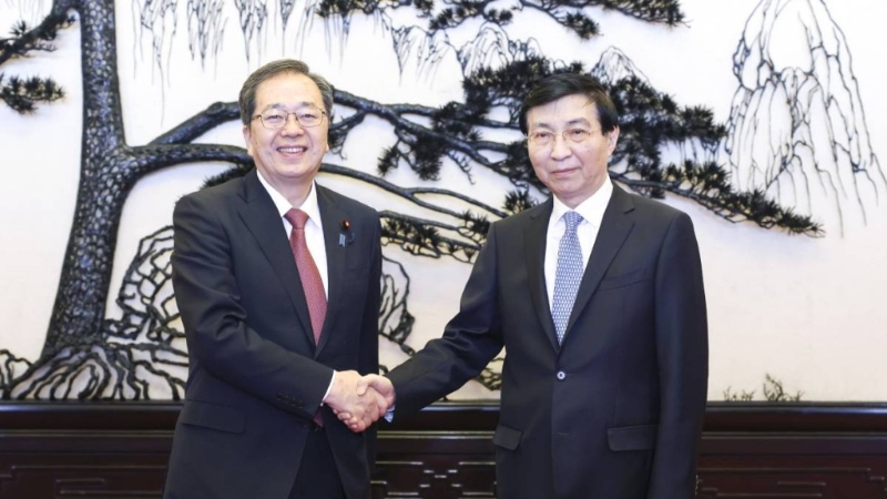 王沪宁在北京会见日本公明党党首齐藤铁夫。 王沪宁在北京会见日本公明党党首齐藤铁夫。