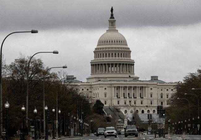 美参议院投票通过临时拨款法案