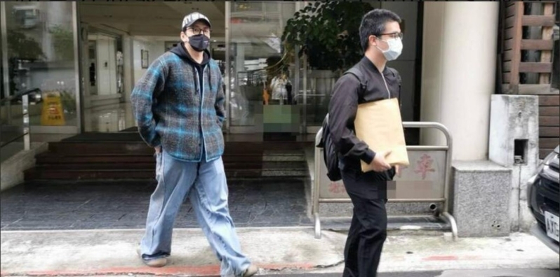 王大陆疑想藉著当学生逃避兵役被捕。(图片由台湾自由时报提供)